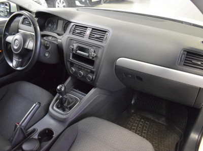 Volkswagen Jetta 1.4 TSI MT (122 л. с.)