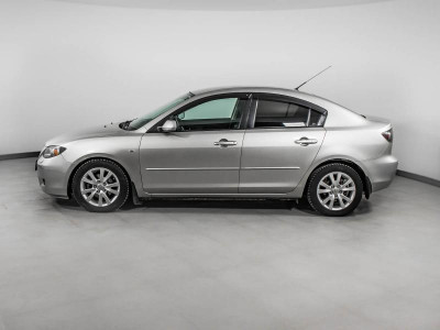 Mazda 3 1.6 AT (105 л. с.)