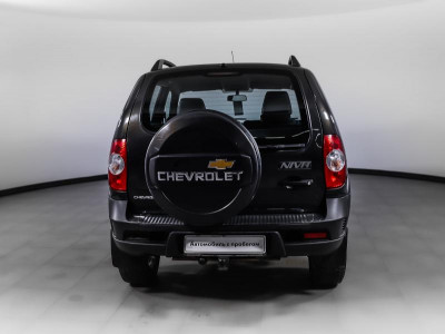 Chevrolet niva Niva 1.7 MT (79,6 л. с.)
