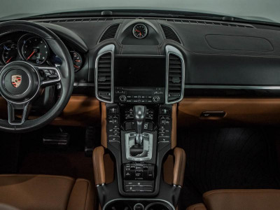 Porsche Cayenne 3.6 Tiptronic S AWD (300 л. с.)