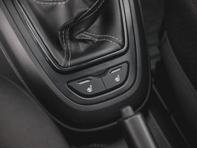 LADA Vesta 1.6 MT (106 л. с.)