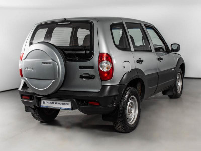 Chevrolet niva Niva 1.7 MT (79,6 л. с.)