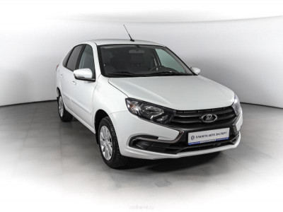 LADA Новая Granta хетчбэк 1.6 AT 16кл (98 л. с.)