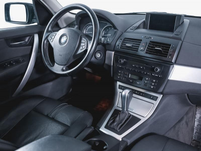 BMW X3 30i 3.0 AT (272 л.с.) 4WD