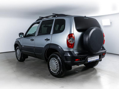Chevrolet niva Niva 1.7 MT (79,6 л. с.)