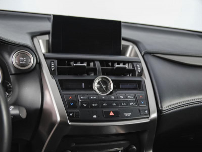Lexus NX 200 2.0 CVT (151 л.с.) 4WD