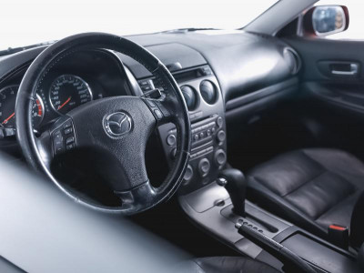 Mazda 6 2.0 AT (141 л. с.)