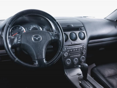 Mazda 6 2.0 AT (141 л. с.)