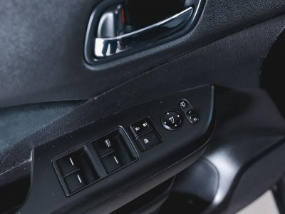 Honda CR-V 2.0 AT 4WD (150 л. с.)