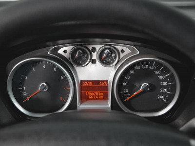 Ford Focus 1.6 MT (101 л. с.)