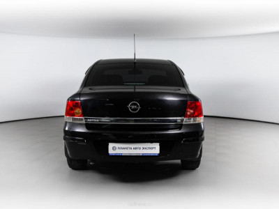 Opel Astra 1.6 Easytronic (115 л. с.)