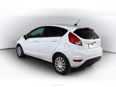 Ford Fiesta Хетчбэк 1.6 AT (105 л. с.)