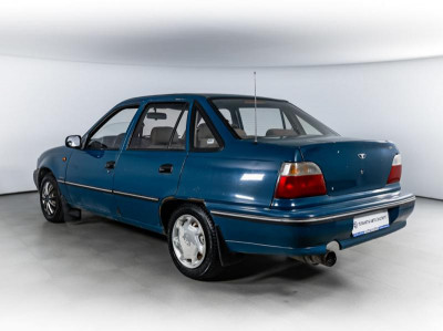 Daewoo Nexia 1.5 MT (85 л. с.)