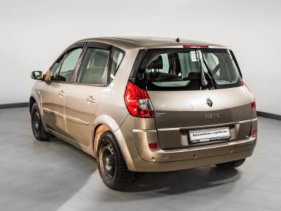 Renault Megane 1.5 dCi MT (106 л. с.)
