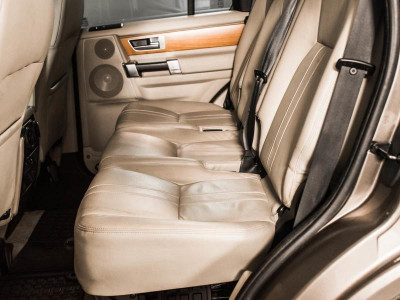 Land Rover Discovery 3.0 TD AT (245 л. с.)
