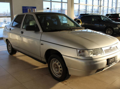 LADA 2110 1.6 MT 21104 (89 л. с.)