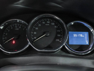 Renault Logan 1.6 MT (82 л. с.)