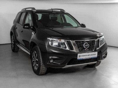 Nissan Terrano 2.0 MT AWD (143 л. с.)