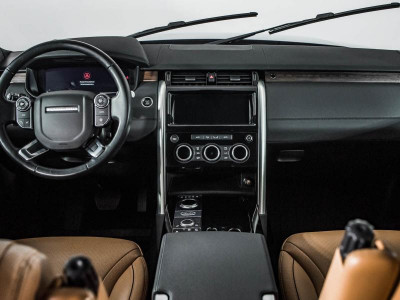 Land Rover Discovery 3.0 TDV6 AT 4WD (249 л.с.)