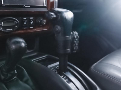 Nissan Pathfinder 3.3 4WD AT (150 л. с.)