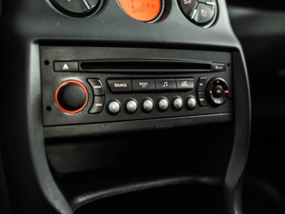 Citroen C3 1.4 MT (95 л. с.)