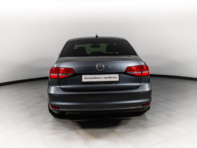 Volkswagen Jetta 1.6 MPI MT (105 л. с.)