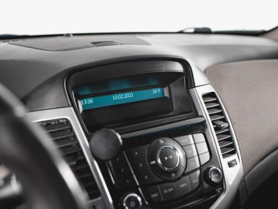 Chevrolet Cruze 1.8 MT (141 л. с.)