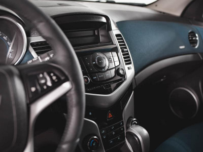Chevrolet Cruze 1.8 AT (141 л. с.)