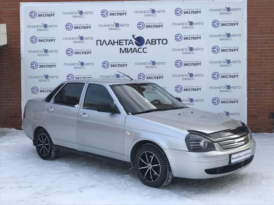 LADA Priora 1.6 MT 16 кл (Евро-3) (98 л. с.)