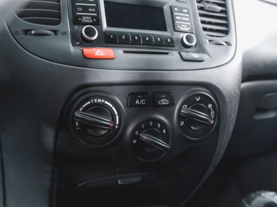 Kia Rio 1.4 MT (97 л. с.)