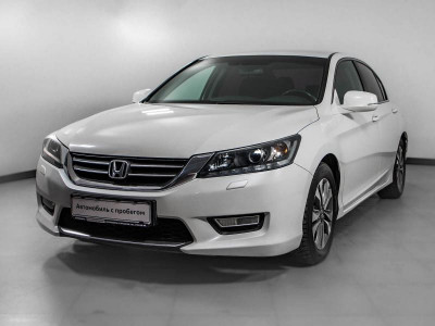 Honda Accord 2.4 AT (180 л. с.)