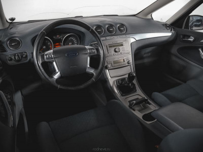 Ford S-Max 2.0 MT (145 л. с.)