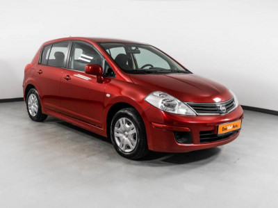 Nissan Tiida 1.6 MT (110 л. с.)