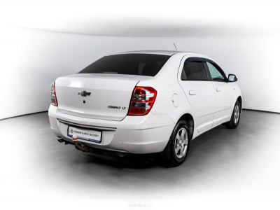 Chevrolet Cobalt 1.5 MT (106 л. с.)