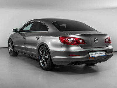 Volkswagen Passat CC 1.8 AT (152 л.с.)