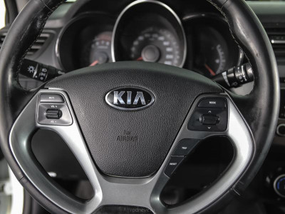 Kia Rio 1.6 AT (123 л. с.)