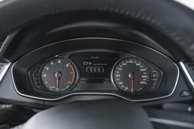 Audi Q5 2.0 TFSI S tronic quattro (249 л.с.)