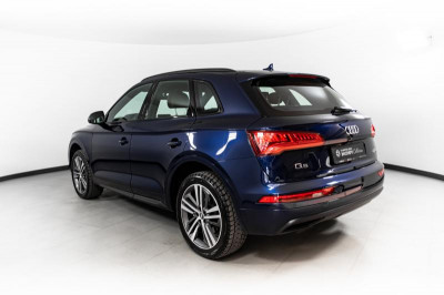Audi Q5 2.0 TFSI S tronic quattro (249 л.с.)