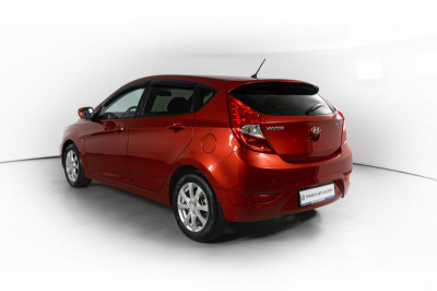 Hyundai Solaris 1.6 AT (123 л. с.)