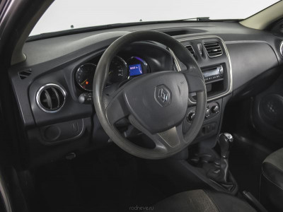 Renault Logan 1.6 AT (102 л. с.)