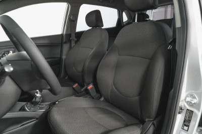 Kia Rio Хетчбэк 1.4 MT (107 л. с.)