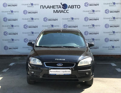 Ford Focus 1.8 MT (125 л. с.)
