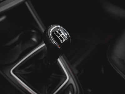LADA Vesta 1.6 MT (106 л. с.)