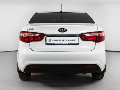 Kia Rio 1.6 6MT (123 л. с.)