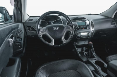 Hyundai ix35 2.0 MT 2WD (150 л. с.)