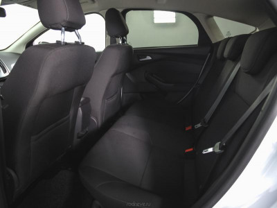 Ford Focus Хетчбэк 1.6 Ti-VCT MT (125 л. с.)