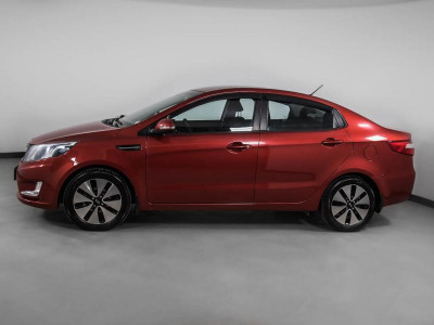 Kia Rio 1.6 AT (123 л. с.)