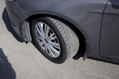 Ford Focus 1.6 MT (105 л. с.)
