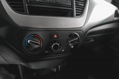 Hyundai Solaris 1.4 MT (100 л.с.)