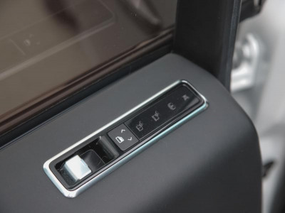 Land Rover Range Rover 4.4d AT (339 л.с.) 4WD